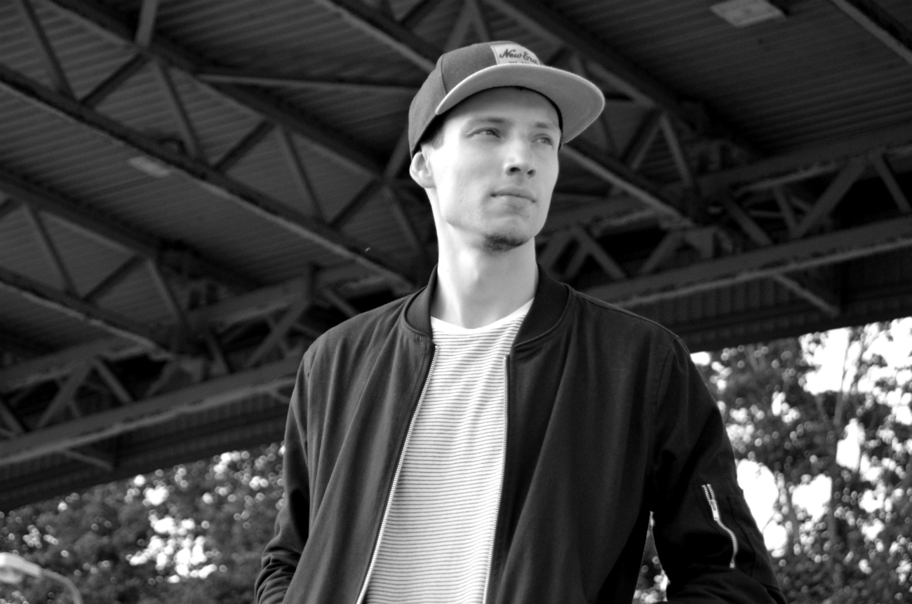 Deep Shoq Black Marble Collective